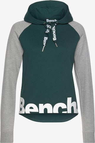 BENCH Sweatshirt in Green: front