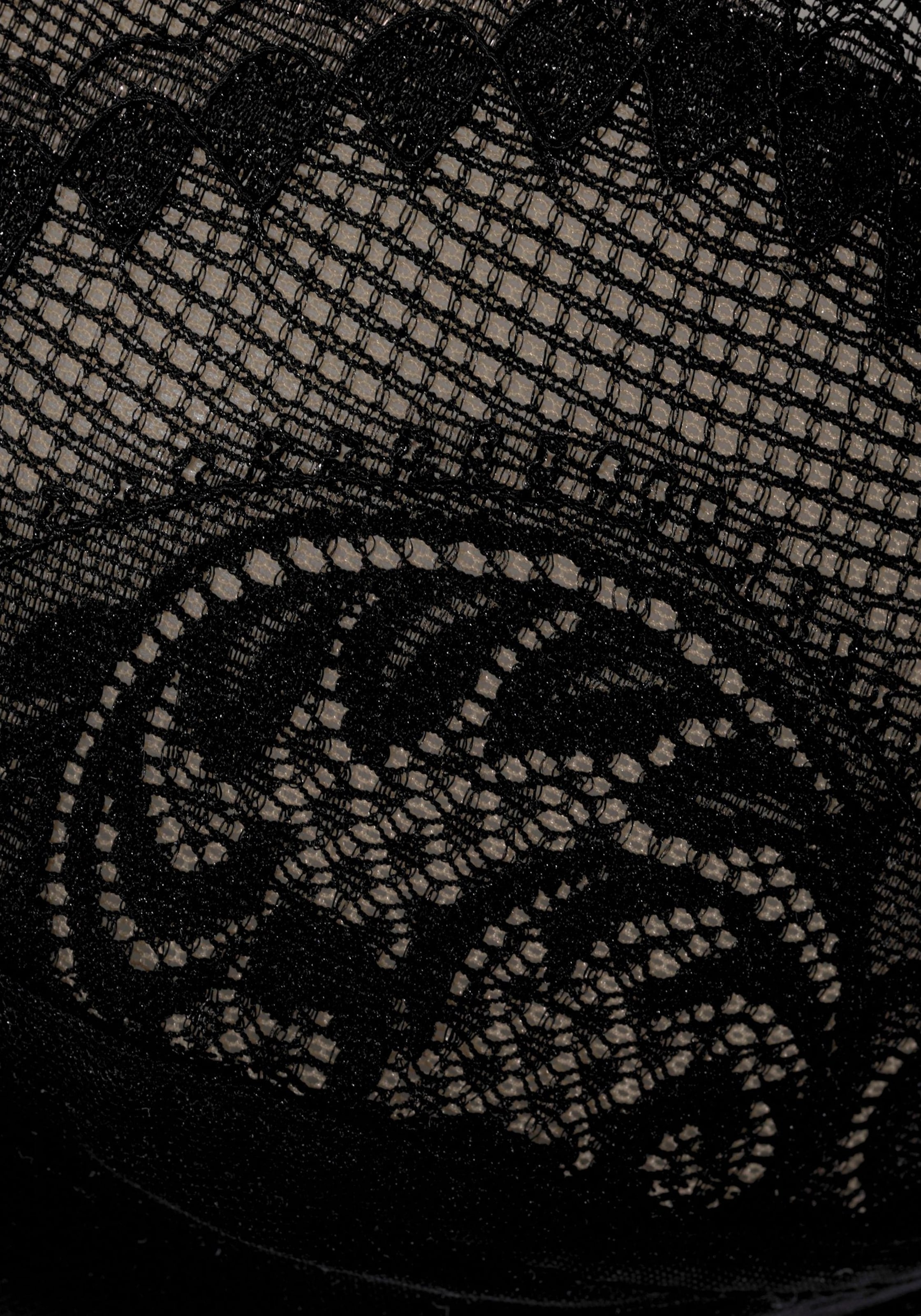 Push-up Sutien de la PETITE FLEUR GOLD pe negru