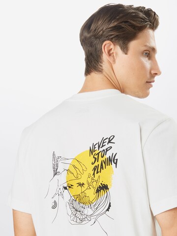 ABOUT EVERYONE Regular fit Shirt 'About You Pangea Festival' in Wit