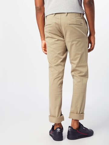 Regular Pantalon chino BOSS en beige : derrière