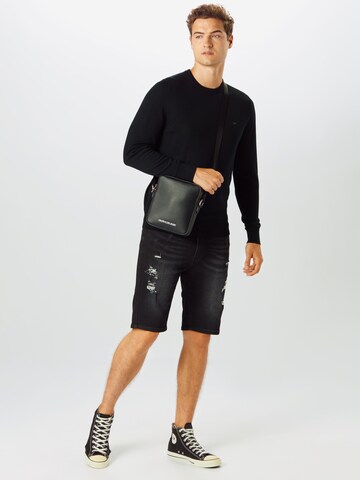 Calvin Klein Regular fit Pulover | črna barva