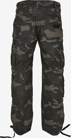 Brandit Tapered Cargo trousers in Green