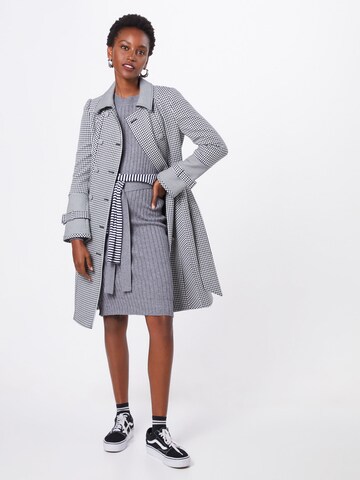 Robes en maille VERO MODA en gris