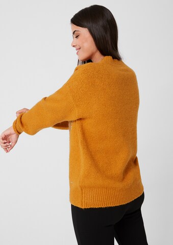 TRIANGLE Sweter w kolorze żółty