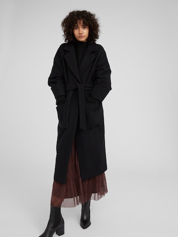 EDITED Between-Seasons Coat 'Santo' in Black