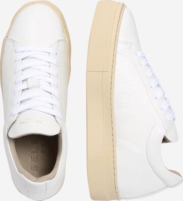 Baskets basses 'Hailey' SELECTED FEMME en blanc