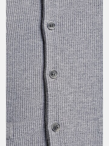 Charles Colby Vest 'Kevan' in Grey