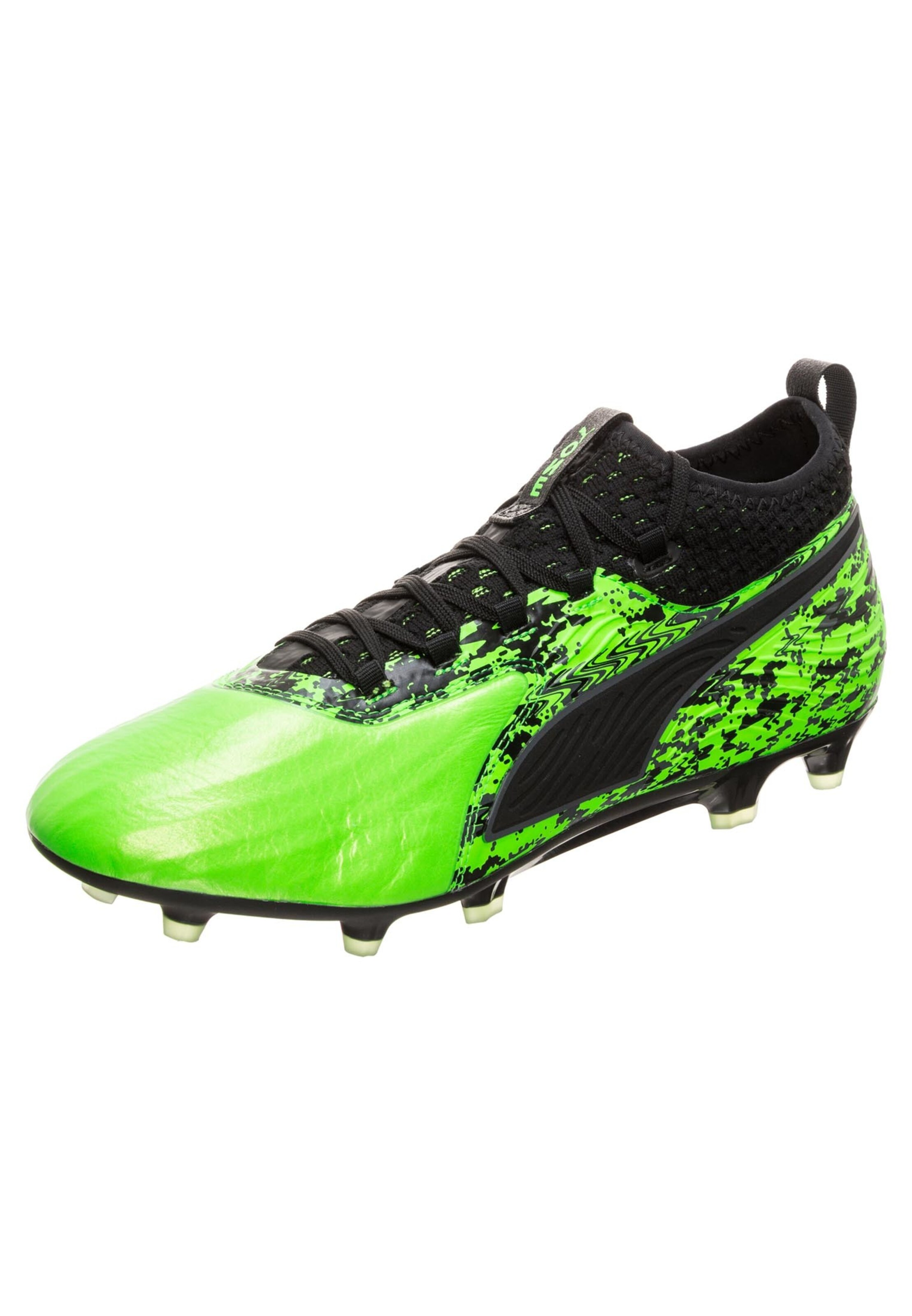 PUMA - Voetbalschoen in de kleur Lichtgroen