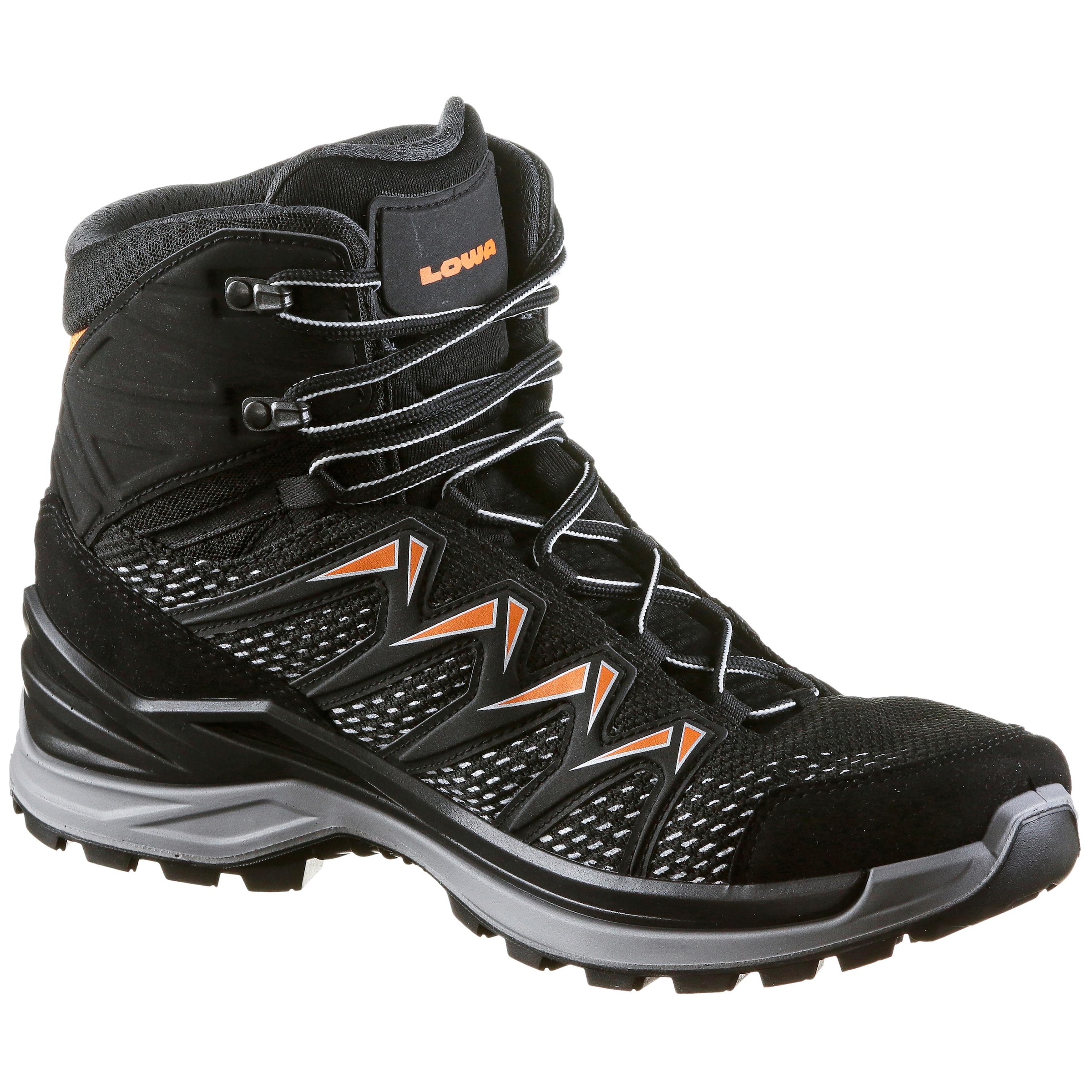 LOWA Boots 'Innox Pro' in Black