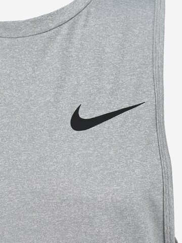 NIKE Rovný strih Funkčné tričko - Sivá