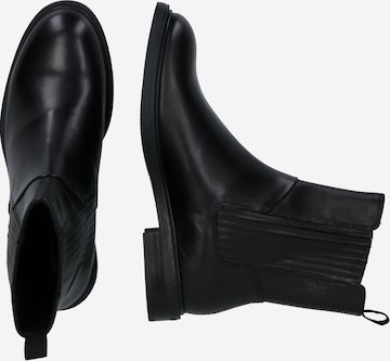 VAGABOND SHOEMAKERS حذاء تشيلسي 'Amina' بلون أسود