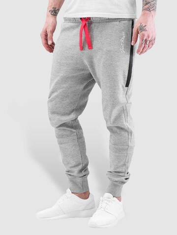 Urban Classics Tapered Pants in Grey: front