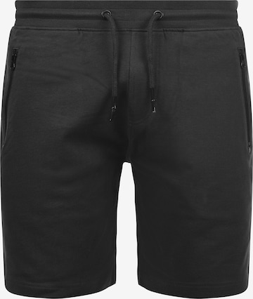 !Solid Regular Sweatshorts 'Taras' in Schwarz: predná strana