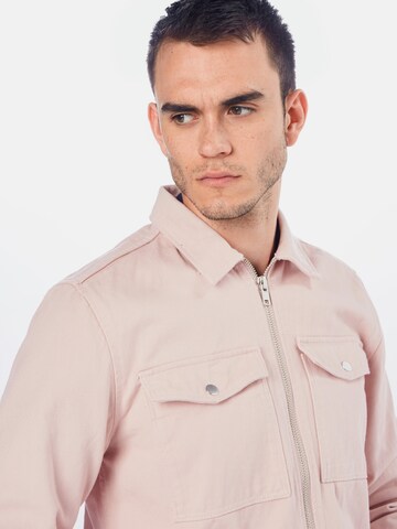 River Island - Ajuste regular Camisa en rosa