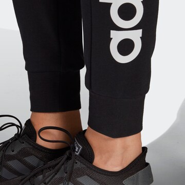 ADIDAS PERFORMANCE Tapered Sporthose 'Essential' in Schwarz