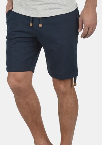 INDICODE JEANS Regular Shorts 'Moses' in Blau: Vorderseite