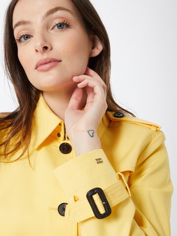 Manteau mi-saison TOMMY HILFIGER en jaune