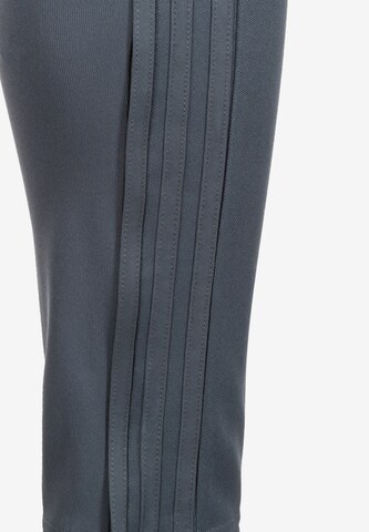 Effilé Pantalon de sport 'Condivo 18' ADIDAS PERFORMANCE en gris