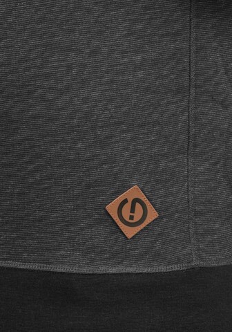 !Solid Sweatshirt in Grau