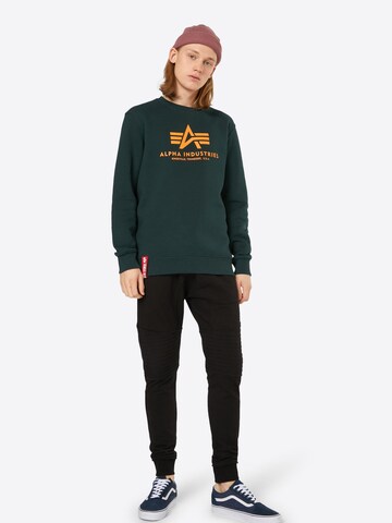 ALPHA INDUSTRIES Tréning póló - zöld