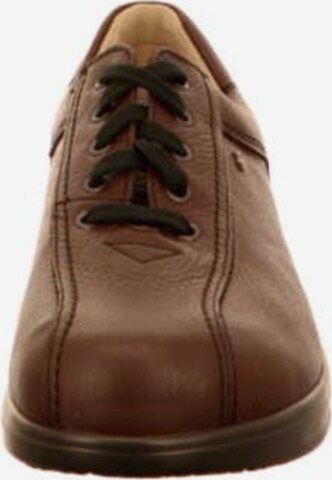 Finn Comfort Lace-Up Shoes in Brown