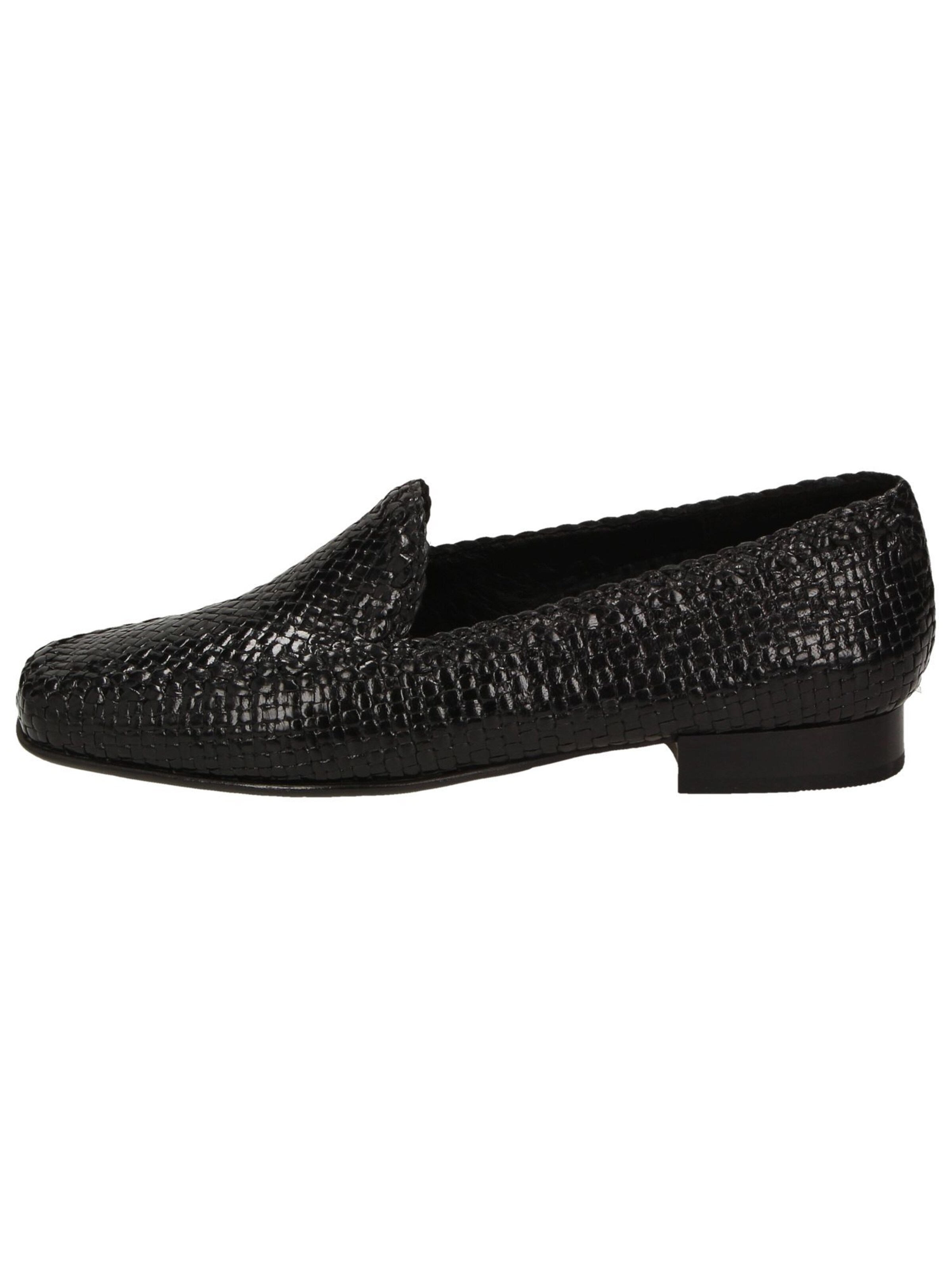 Chaussure basse 'Cordera' SIOUX en noir