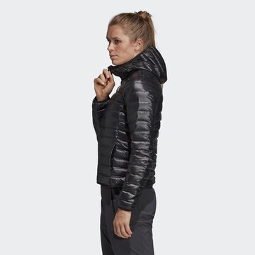 ADIDAS SPORTSWEAR Αθλητικό μπουφάν 'Varilite' σε μαύρο