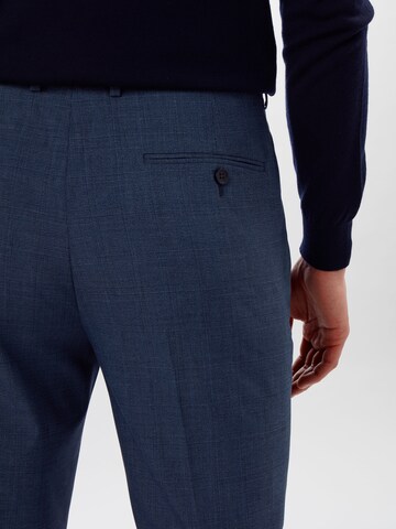 BURTON MENSWEAR LONDON Slimfit Kalhoty s puky 'BLUE JASPE CHECK SLIM FIT..' – modrá