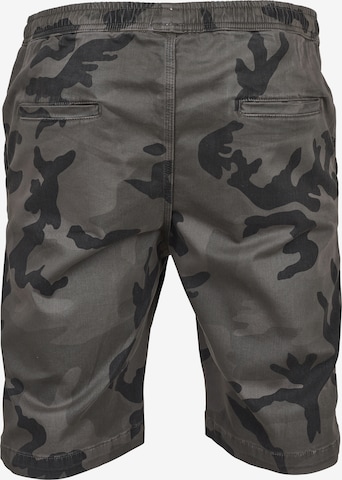 Urban Classics Regular Joggshorts in Grau