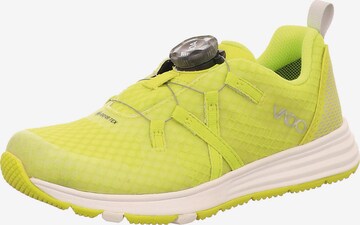 Vado Sneakers in Yellow: front