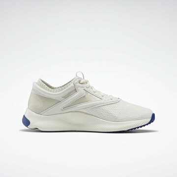 Reebok Sportschoen in Beige