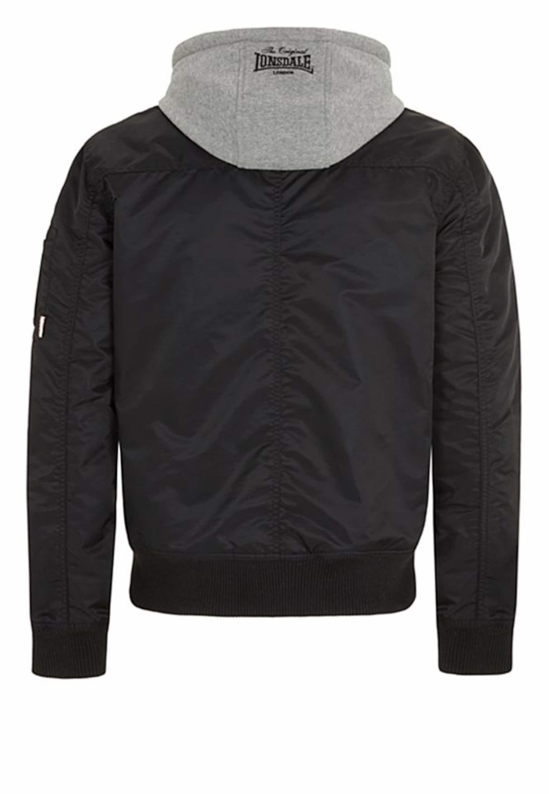 LONSDALE Демисезонная куртка в Черный