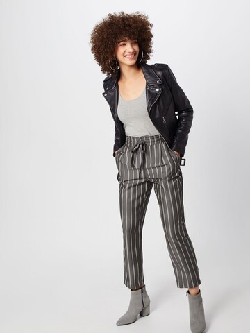 Top 'VMMaxi' di VERO MODA in grigio