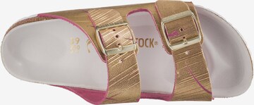 BIRKENSTOCK Muiltjes 'Arizona' in Goud