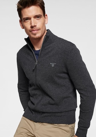 Vestes en maille GANT en gris : devant