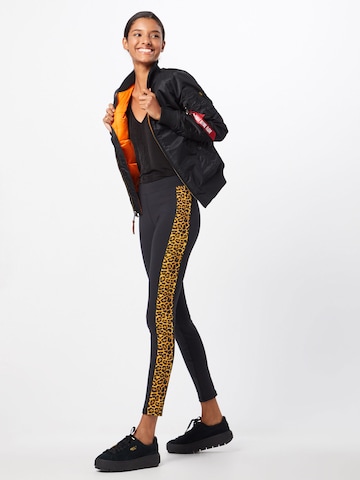 Urban Classics Skinny Leggings i svart