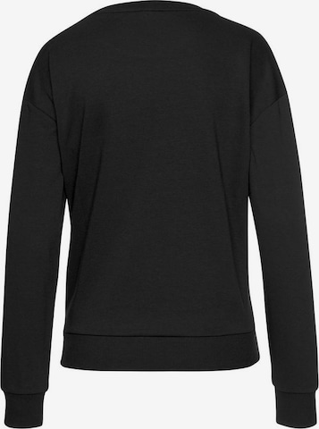 BENCH Sweatshirt in Black