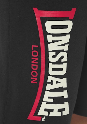 LONSDALE Regular Shorts in Schwarz