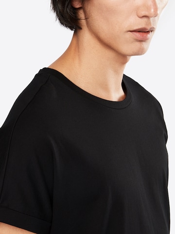 Urban Classics Shirt in Black