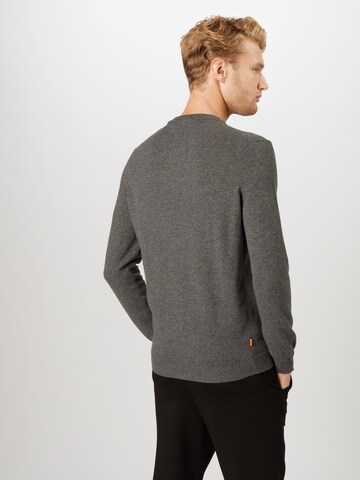 Regular fit Pullover di TIMBERLAND in grigio