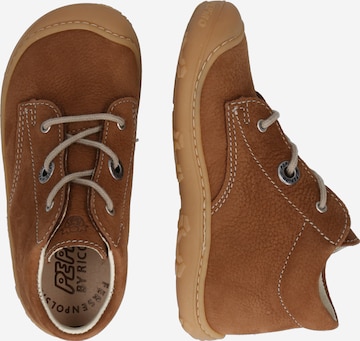 Pepino First-Step Shoes 'CORY' in Brown: side