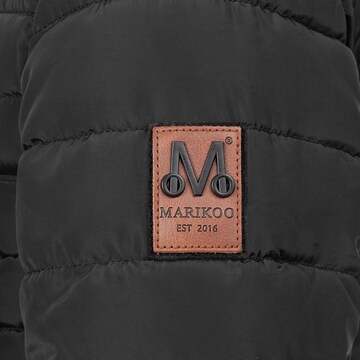 MARIKOO Winterjacke 'Amber' in Schwarz