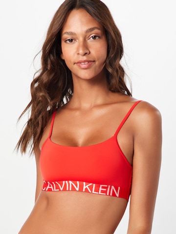 Calvin Klein Underwear Bustier Melltartó - piros: elől