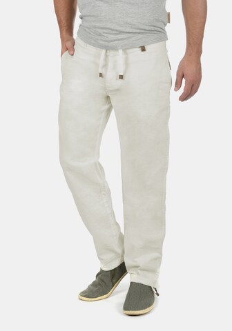 INDICODE JEANS Regular Broek 'Ives' in Wit: voorkant