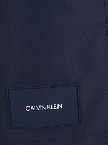 Calvin Klein Swimwear Štandardný strih Plavecké šortky - Modrá