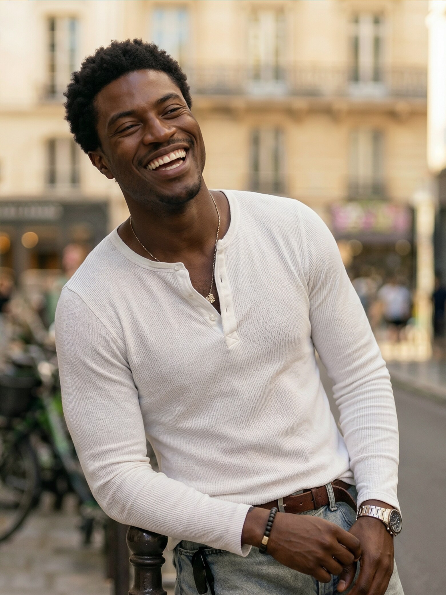 Mai bun decât un tricou, mai cool decât un polo Bluza Henley