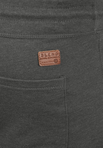 BLEND Regular Sweatshorts 'Mulker' in Grau