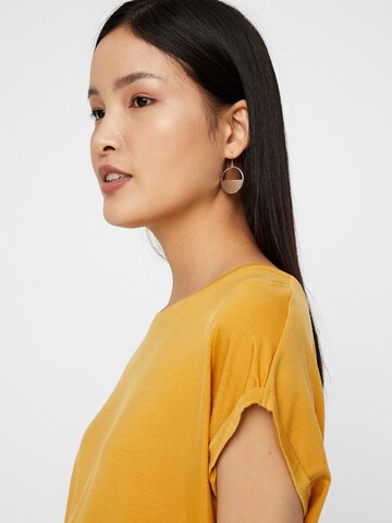 VERO MODA T-shirt 'VMAva' i gul