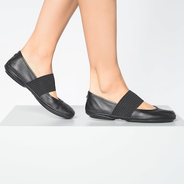 CAMPER Strap ballerina 'Rign' in Black