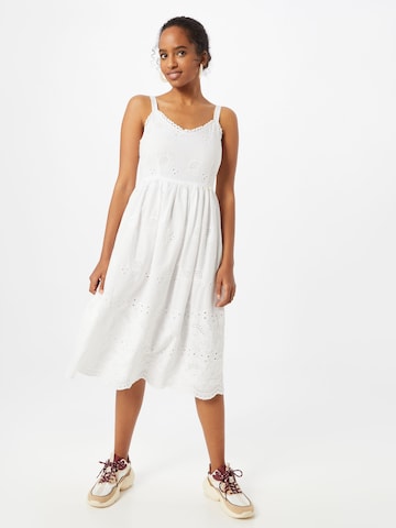 Rich & Royal Summer Dress in White: front